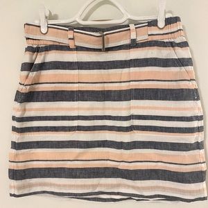 Striped skirt w/ pockets & stretchy, belted waist
